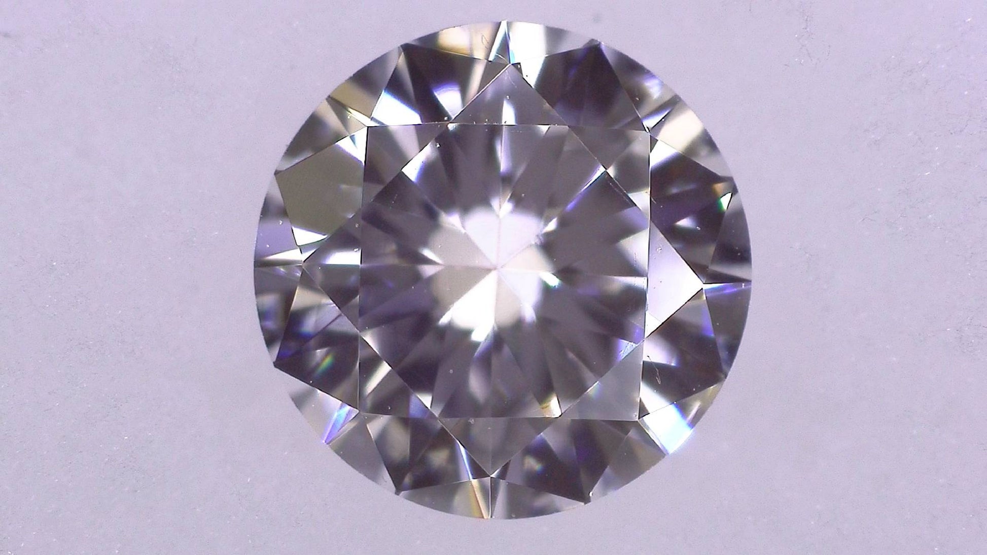 0.303ct D VS-2 GOOD/GD/FR NONE NATURAL 4.36-4.40X2.56mm Diamond Loose