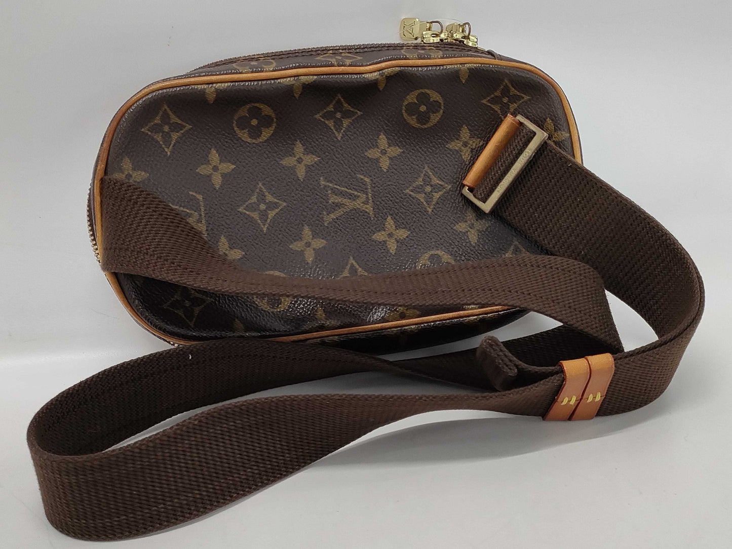 LOUIS VUITTON Monogram M51870 Pochette Ganju Shoulder Bag