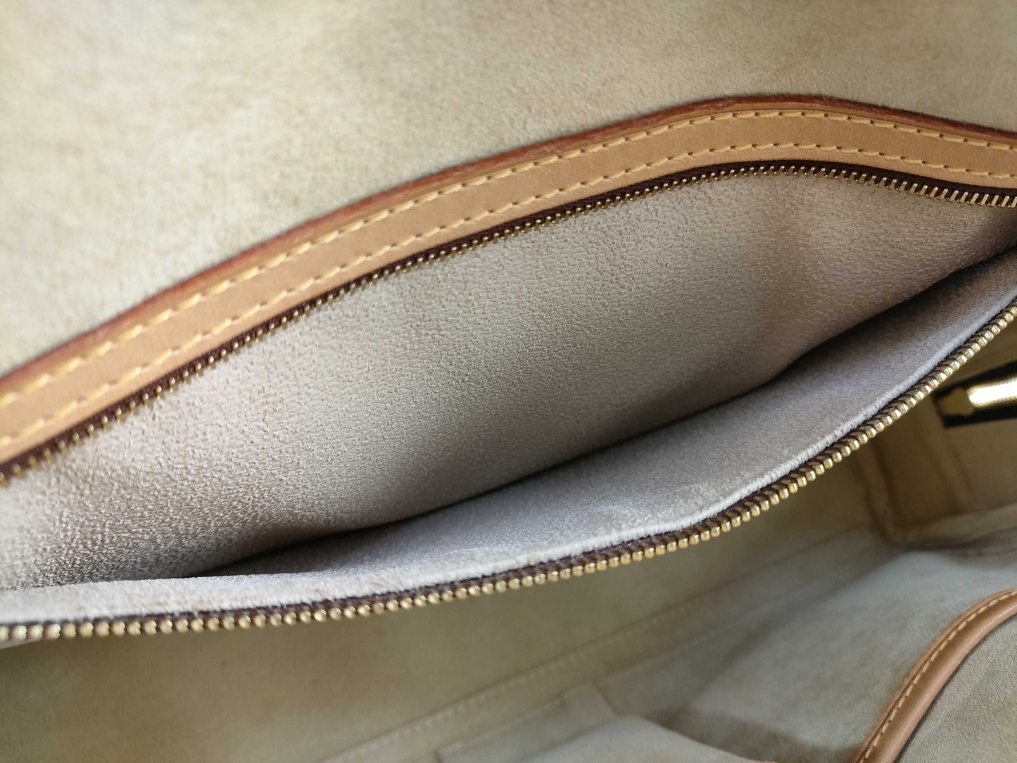 LOUIS VUITTON M53380 Monogram Rivoli Monogram Handbag
