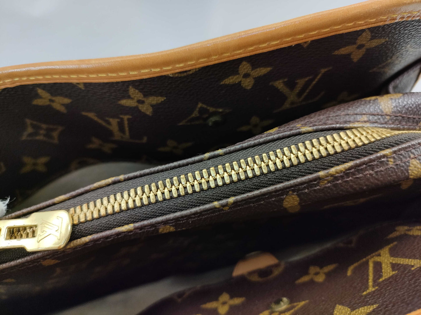 LOUIS VUITTON M53380 Monogram Rivoli Monogram Handbag
