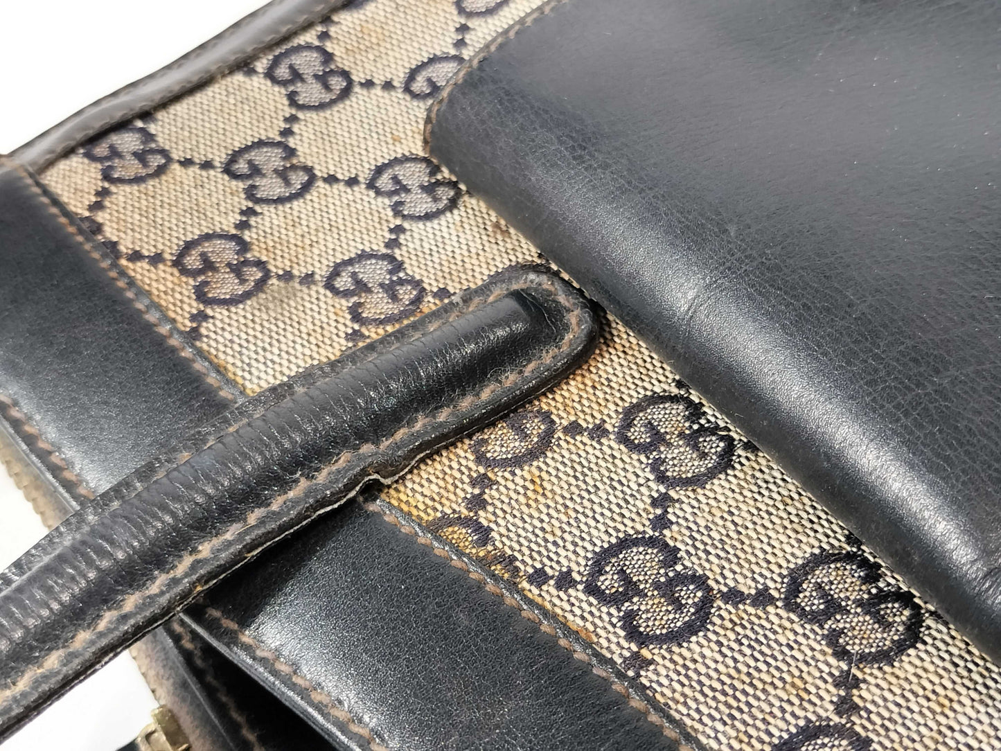 GUCCI GG Canvas Handbag