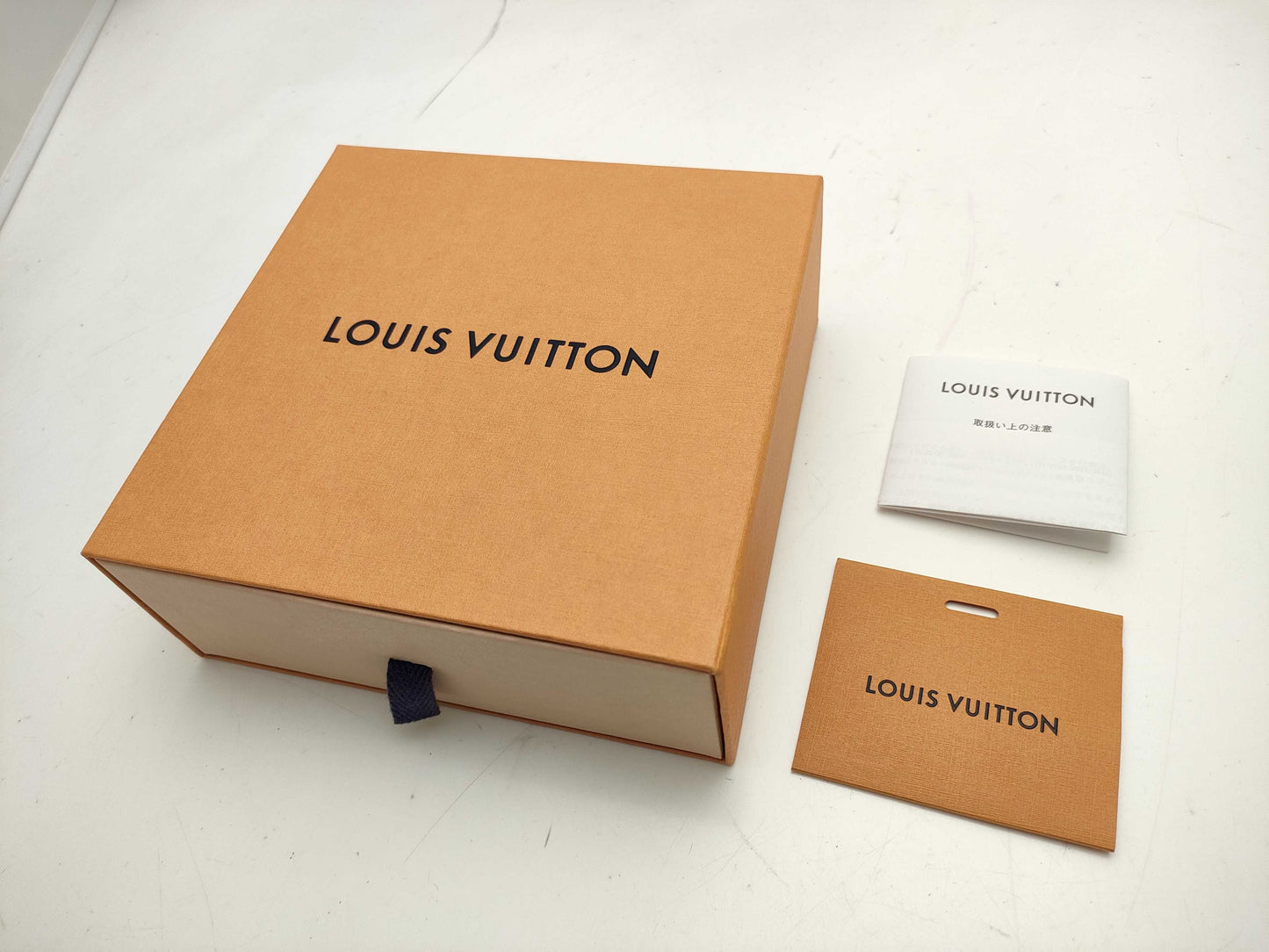 LOUIS VUITTON Taiga Reversible Belt with LV Initials and Monogram