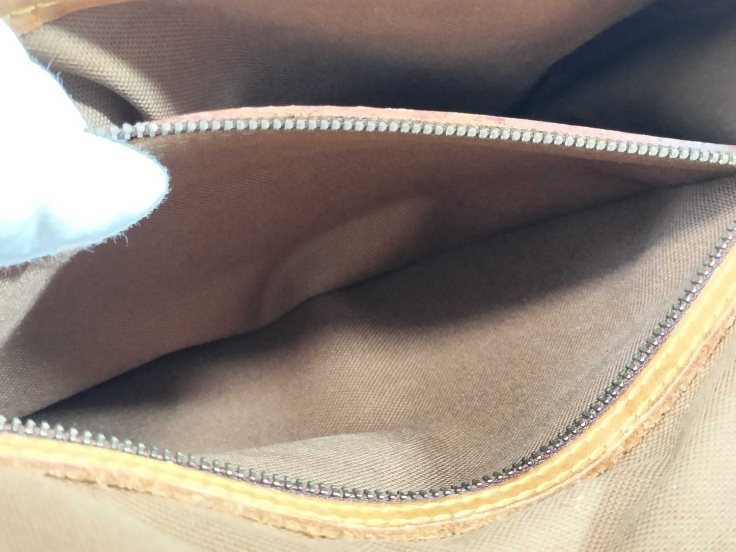 LOUIS VUITTON M42250 Monogram Sologne Shoulder Bag