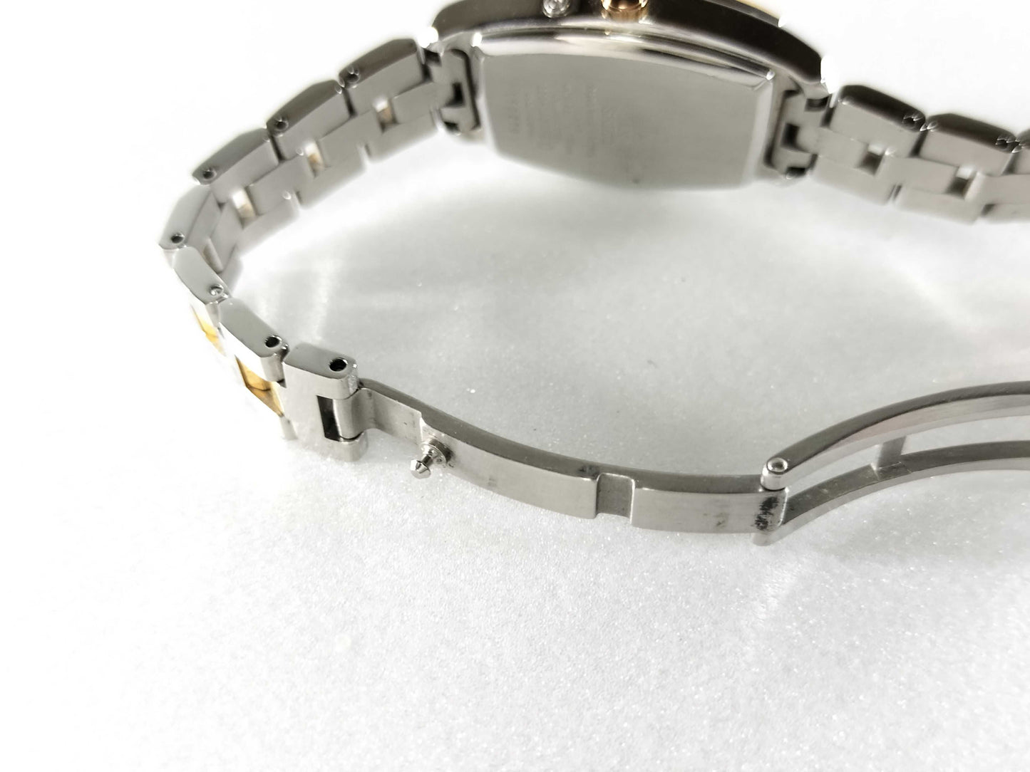 SEIKO 1B22-0AZ0 Women's Watch