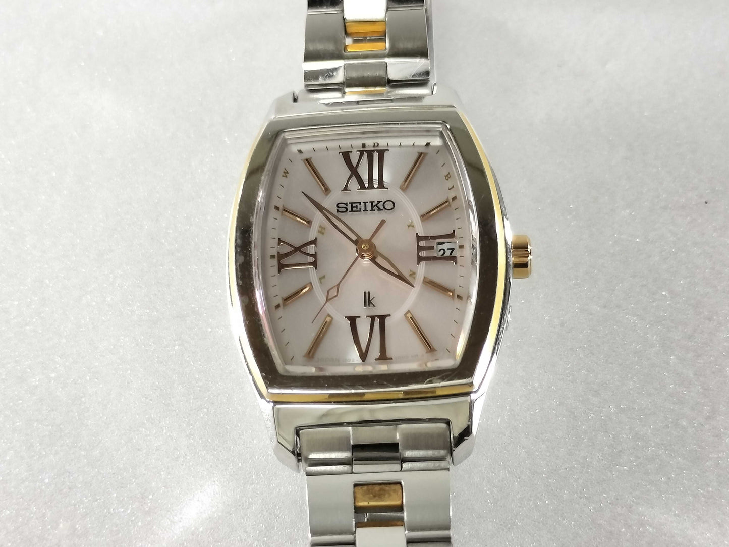 SEIKO 1B22-0AZ0 Women's Watch
