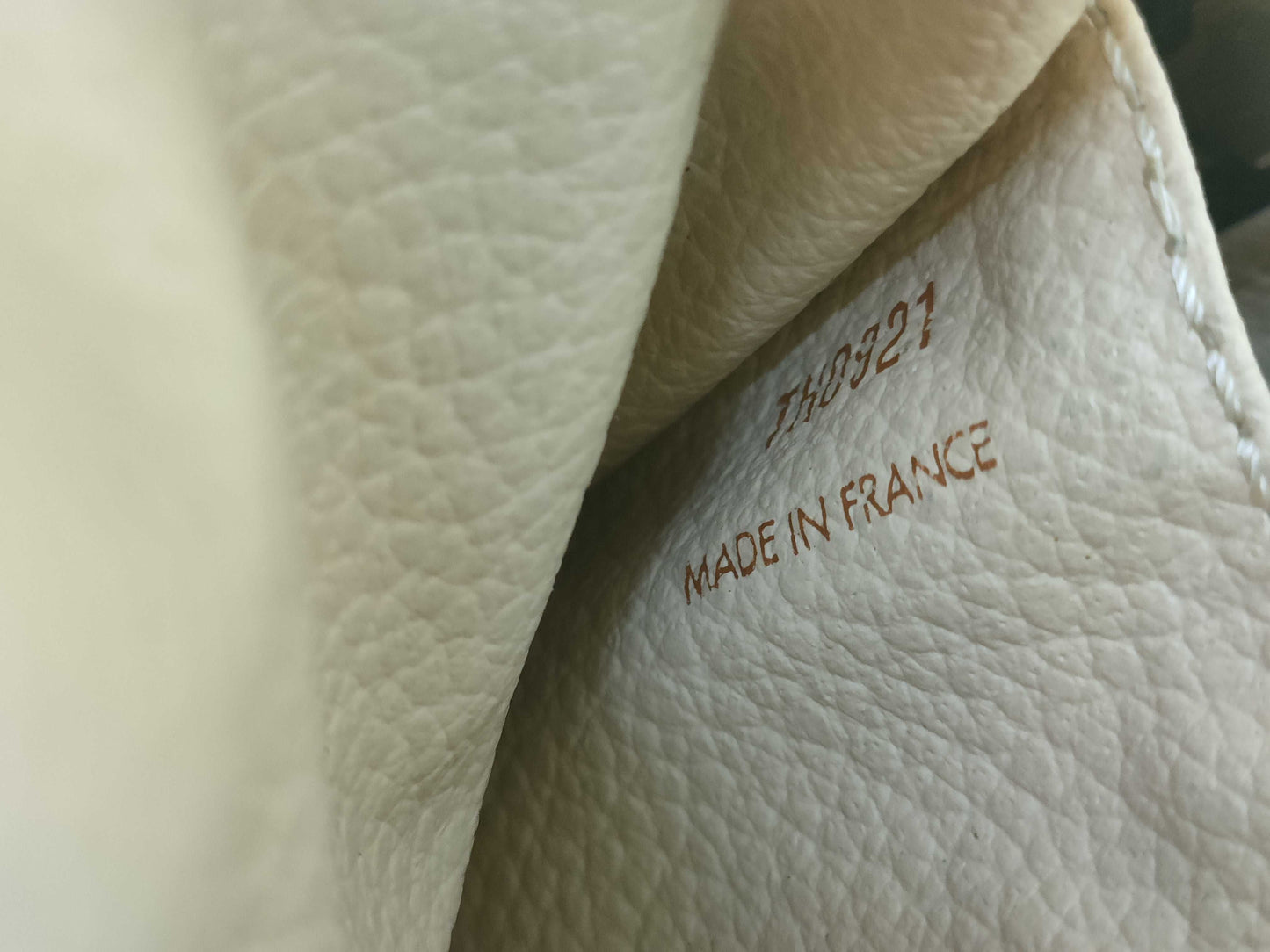 LOUIS VUITTON M47524 Monogram True Towelette Pouch