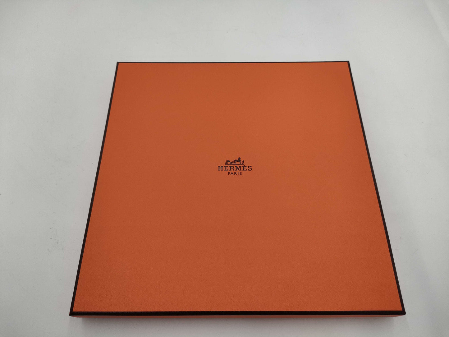 HERMES Carre Carre 90/Academy Ipika Scarf