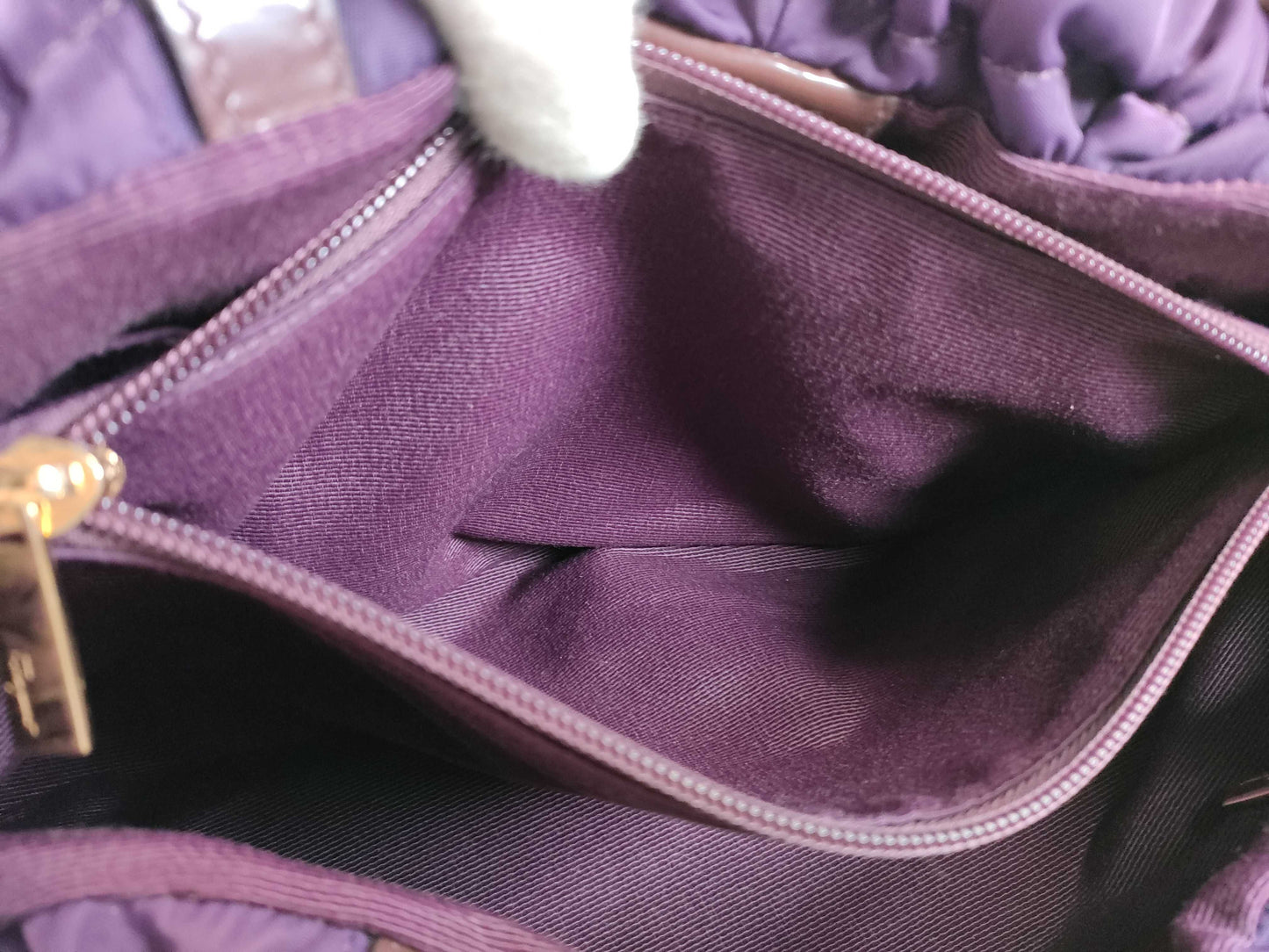 Salvatore Ferragamo Vara AU-21 Handbag/Purple