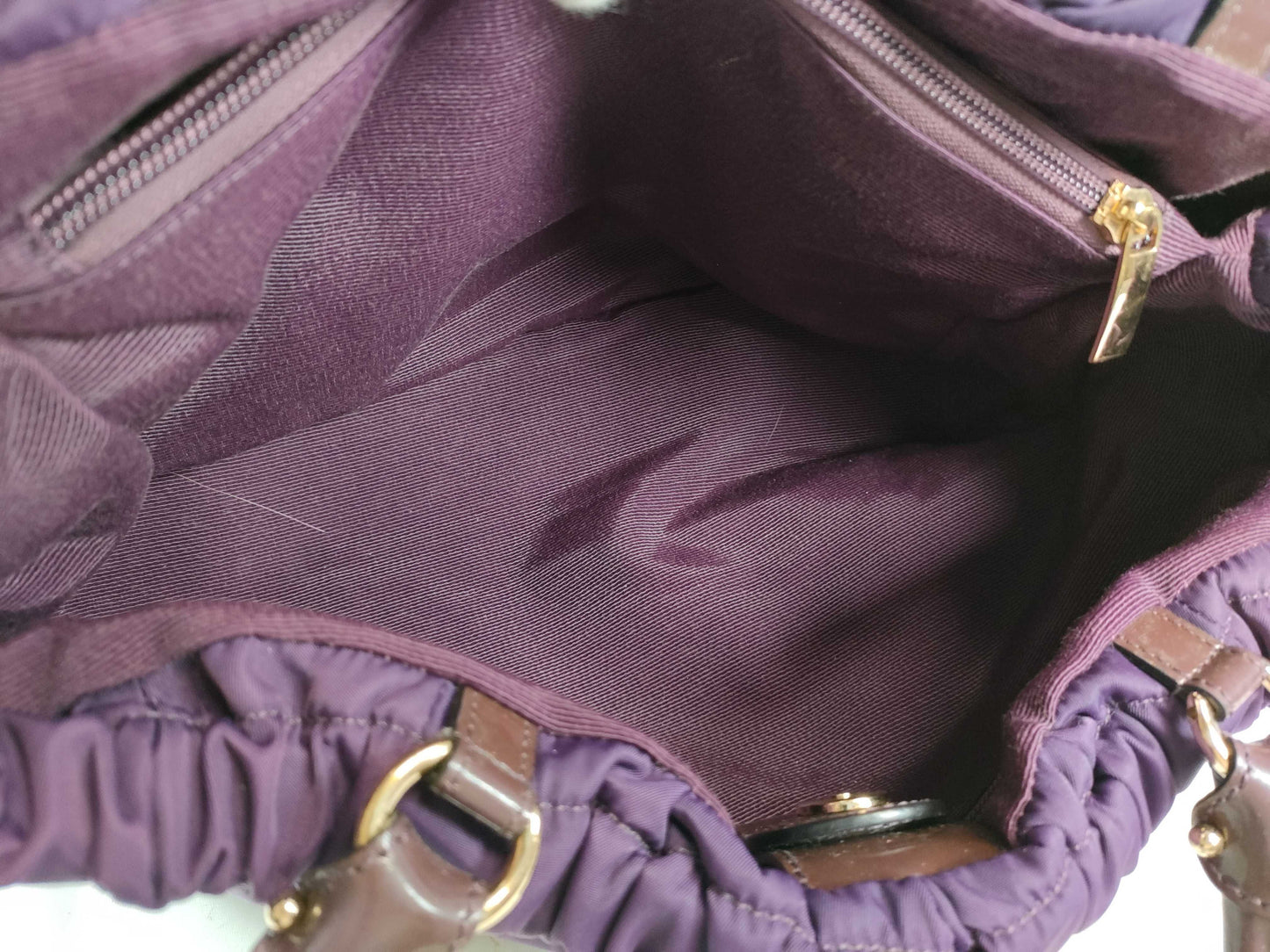 Salvatore Ferragamo Vara AU-21 Handbag/Purple