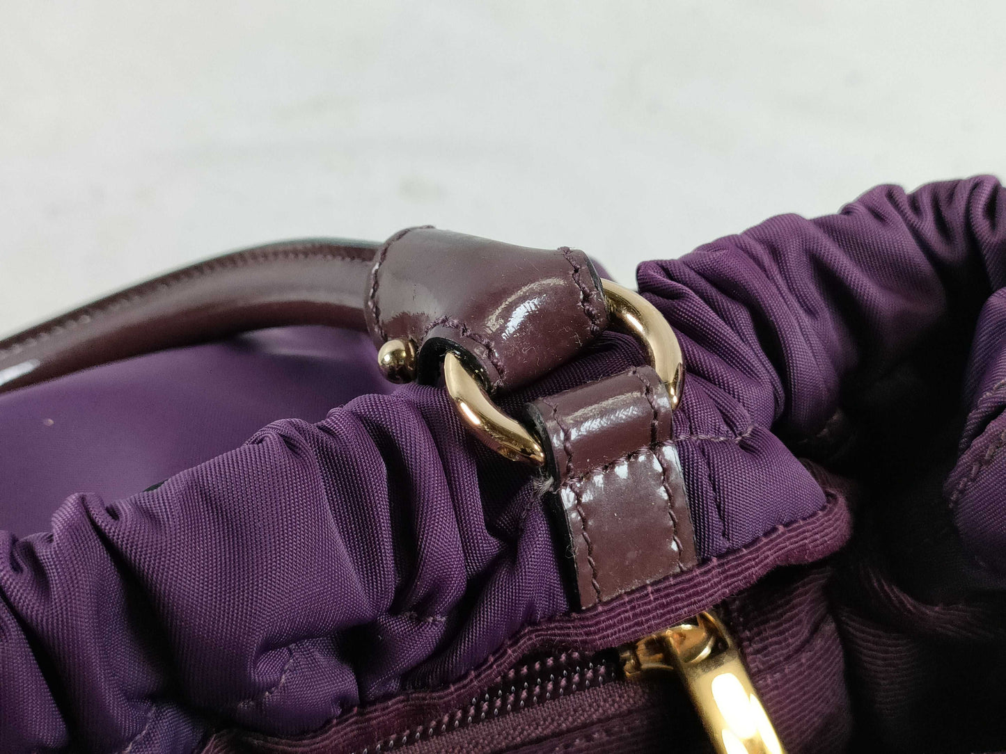 Salvatore Ferragamo Vara AU-21 Handbag/Purple