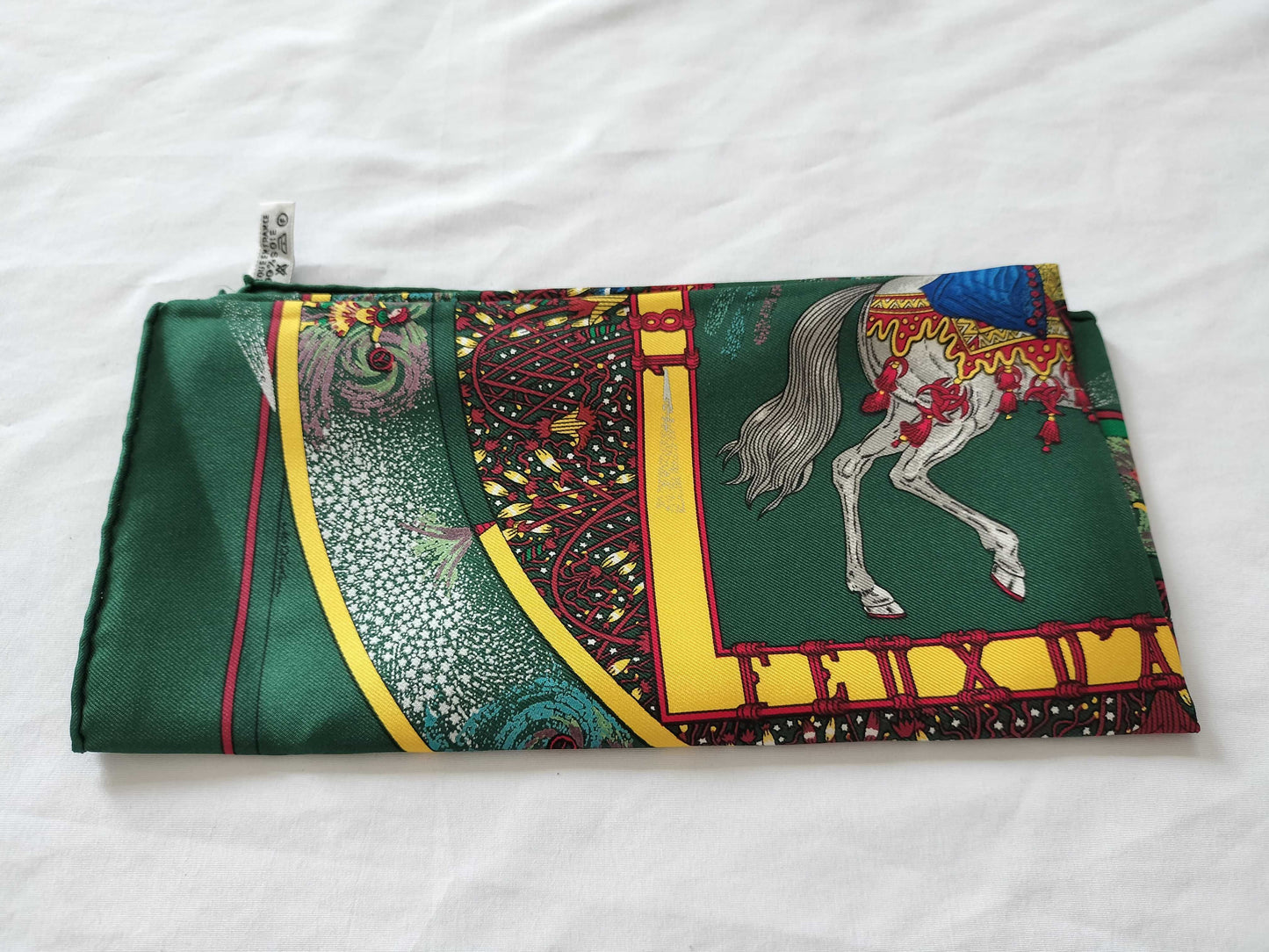HERMES Carré Skillful Fire 40 Scarf