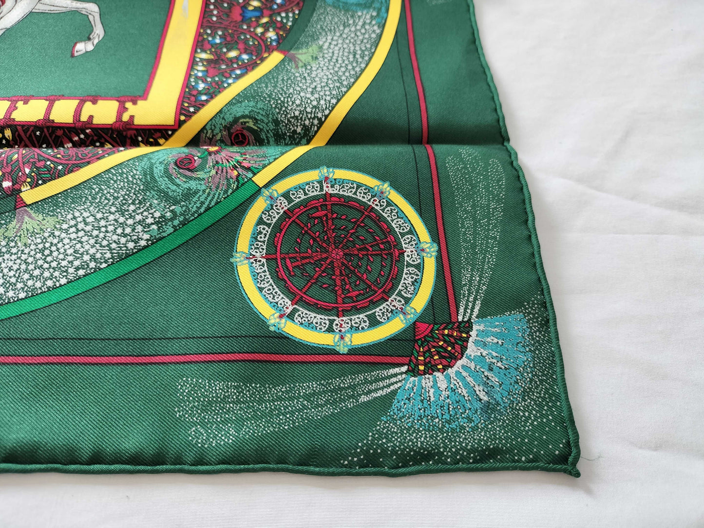 HERMES Carré Skillful Fire 40 Scarf