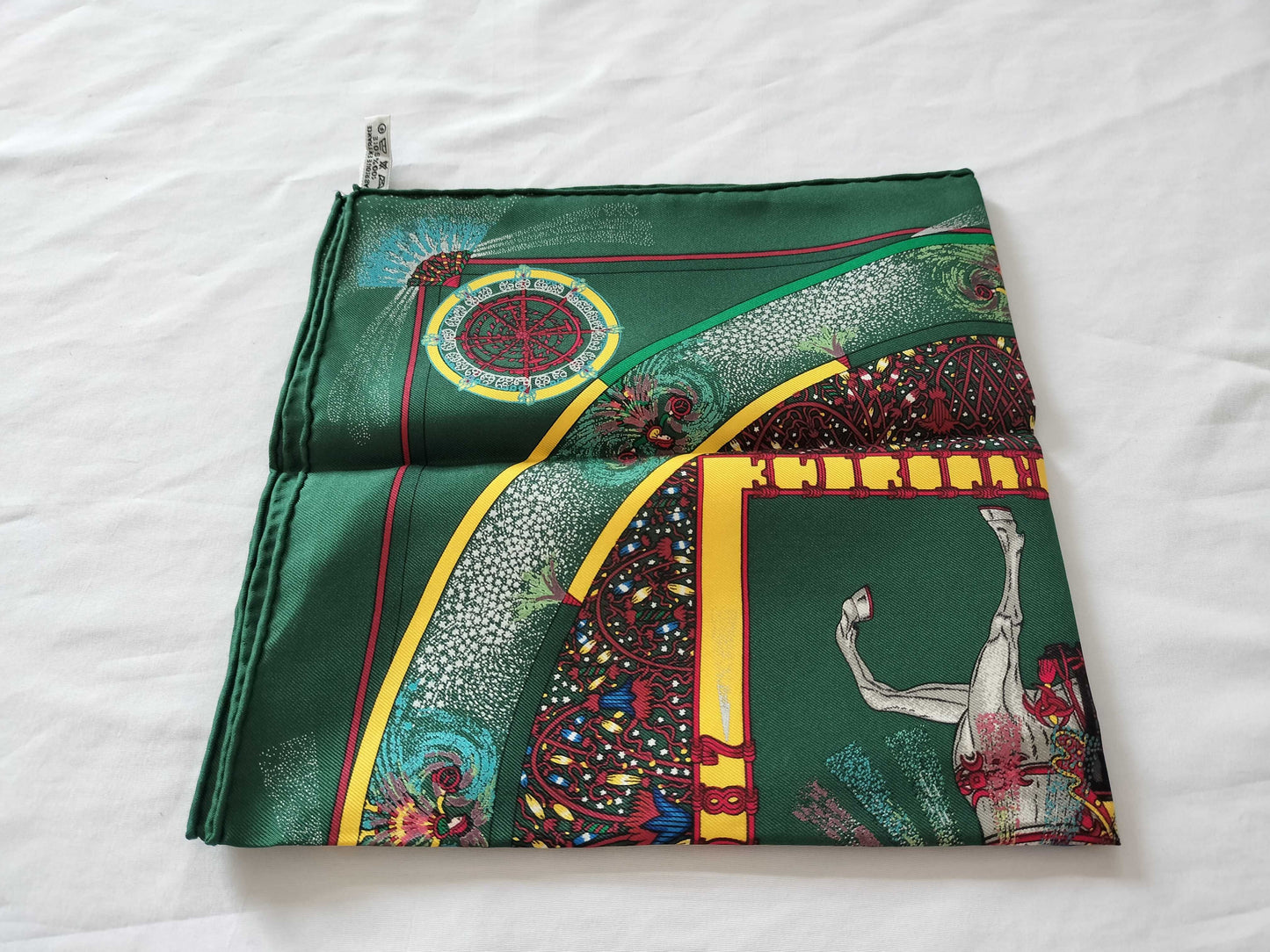 HERMES Carré Skillful Fire 40 Scarf