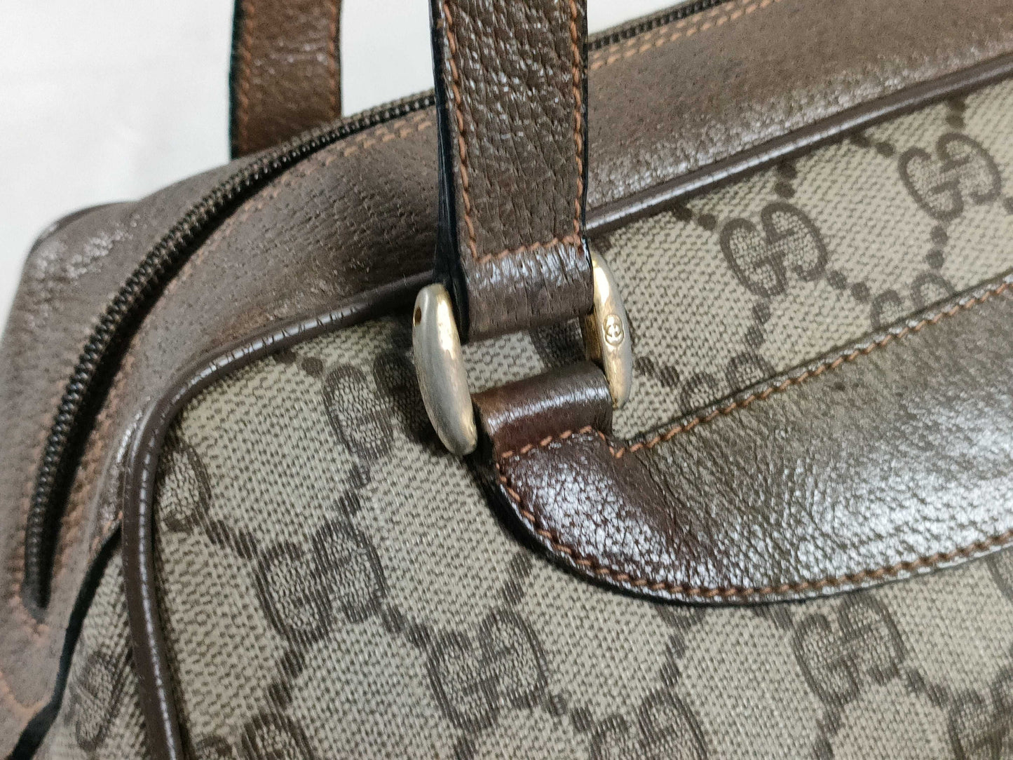 GUCCI GG Supreme PVC Old One-Shoulder Handbag