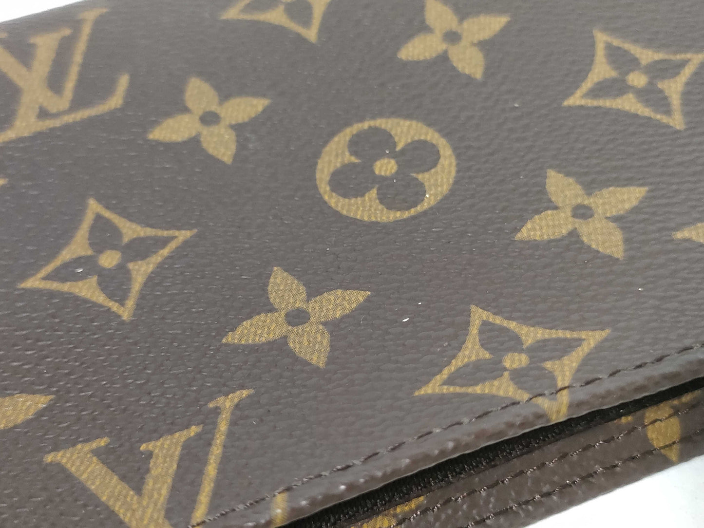 LOUIS VUITTON Monogram Bucket Pouch