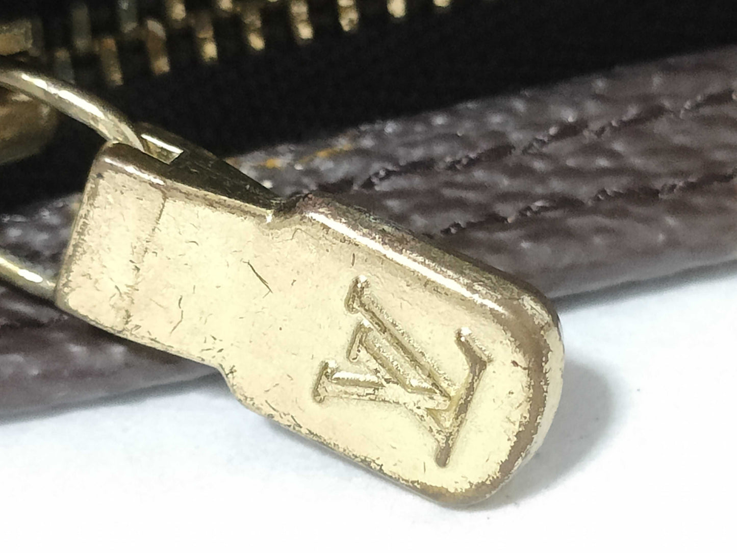LOUIS VUITTON Monogram Bucket Pouch