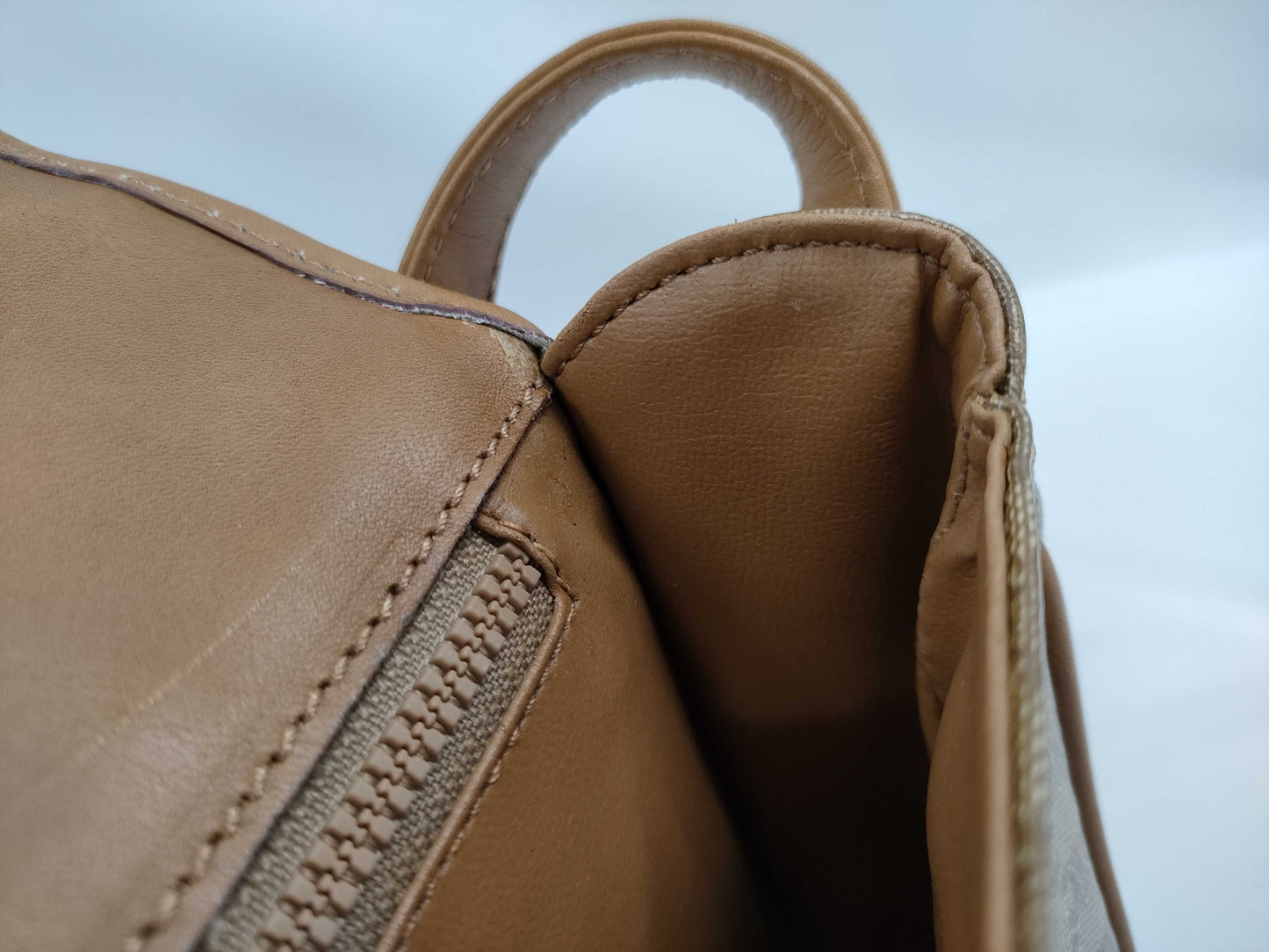CELINE Shoulder Bag M05 Shoulder Bag