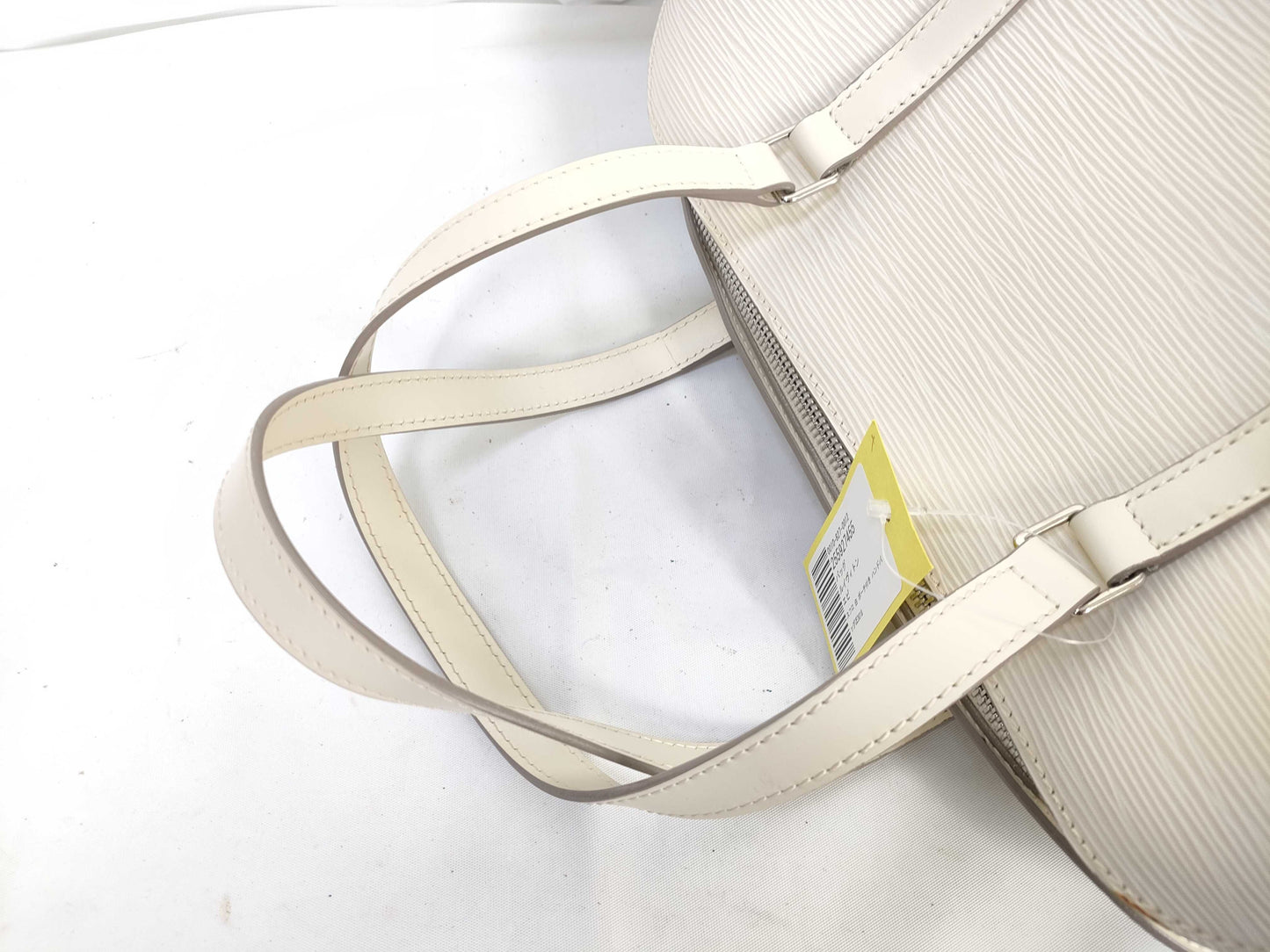 LOUIS VUITTON M5286J Epi Soufflot White Handbag with Pouch