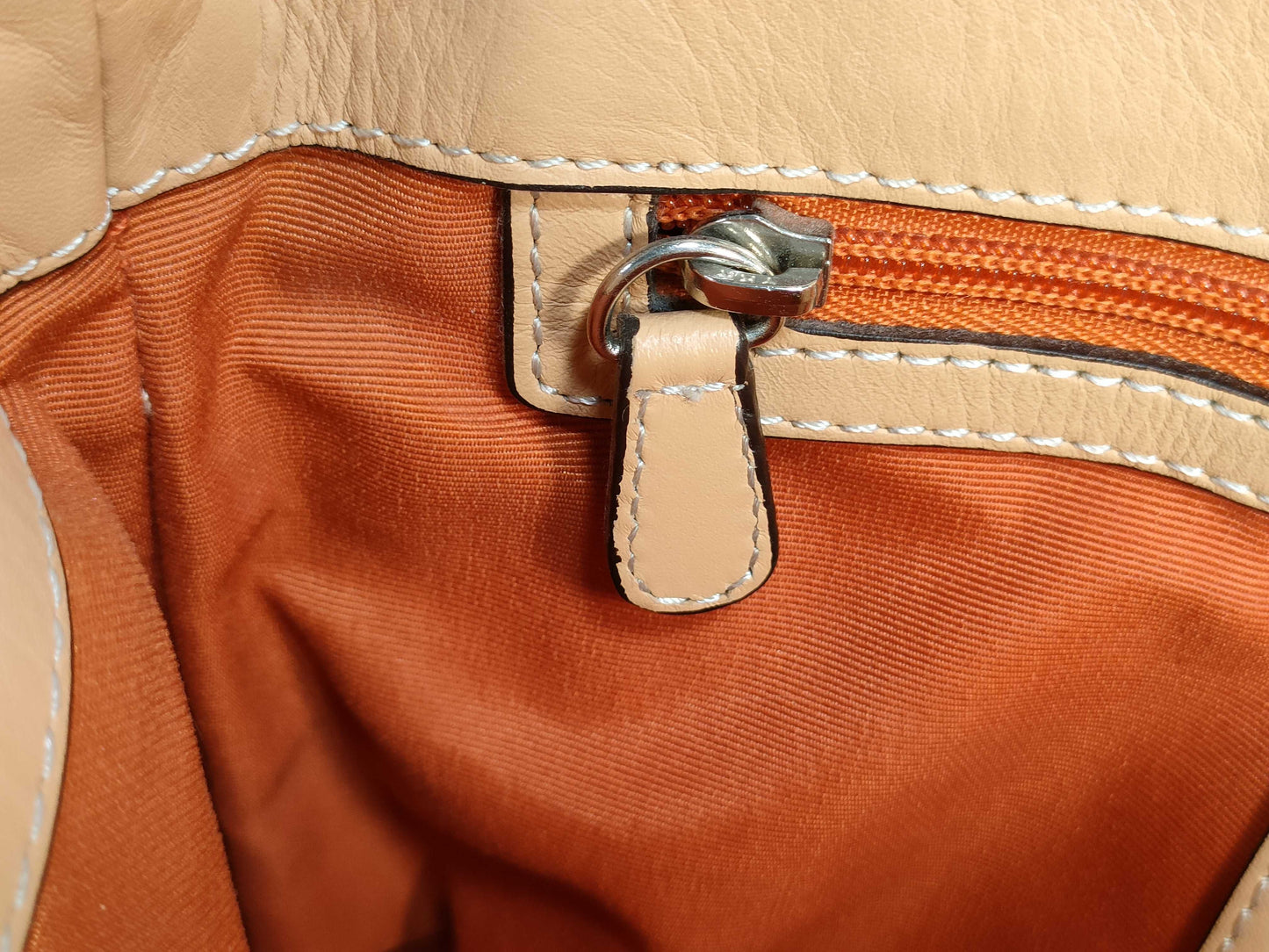 COACH Signature F17919 Signature One-Hand Shoulder Bag