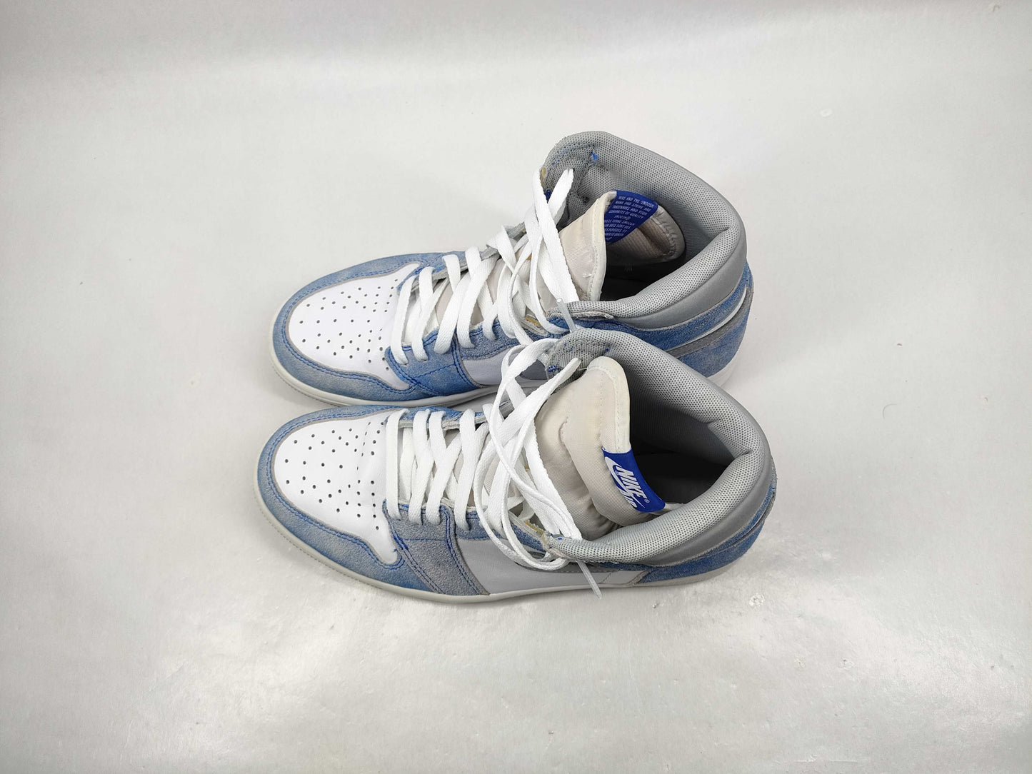 NIKE AIR JORDAN 1 RETRO HIGH 555088-402 Sneakers