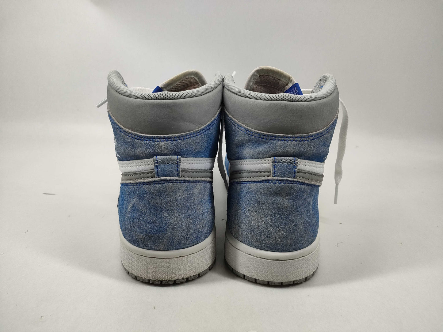 NIKE AIR JORDAN 1 RETRO HIGH 555088-402 Sneakers