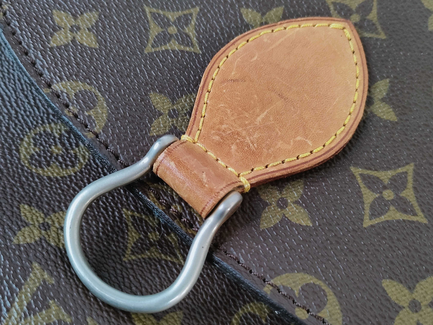 LOUIS VUITTON M51242 Monogram Saint-Cloud Shoulder Bag