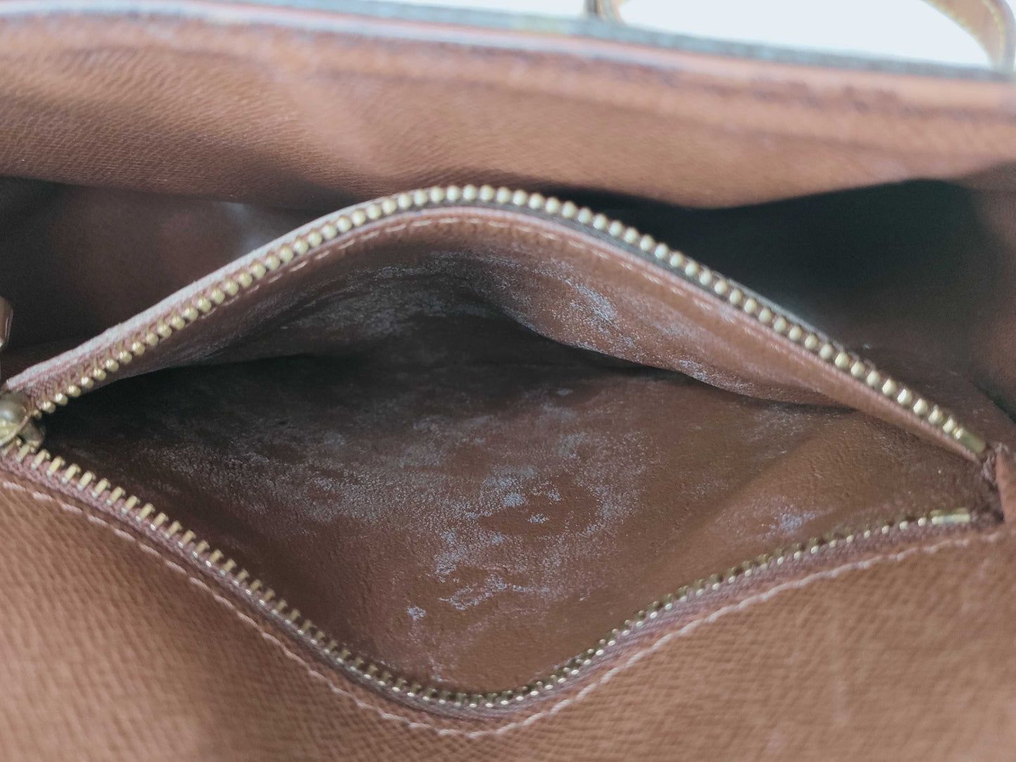 LOUIS VUITTON M51244 Monogram Mini Saint-Cloud Shoulder Bag