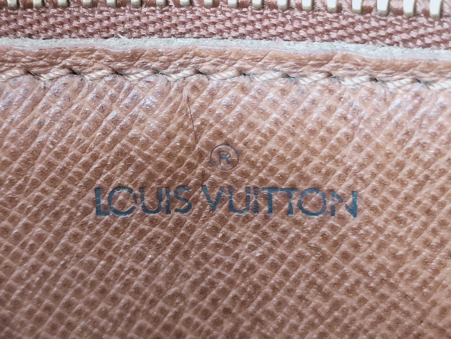 LOUIS VUITTON M51244 Monogram Mini Saint-Cloud Shoulder Bag