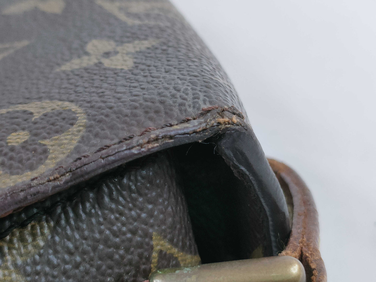 LOUIS VUITTON M51244 Monogram Mini Saint-Cloud Shoulder Bag