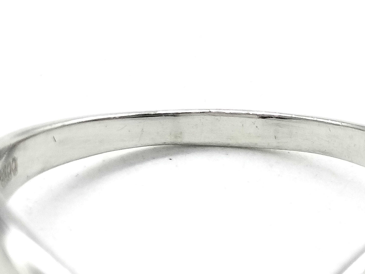 R 0.30ct D 0.10ct PT900 3.7g Ring