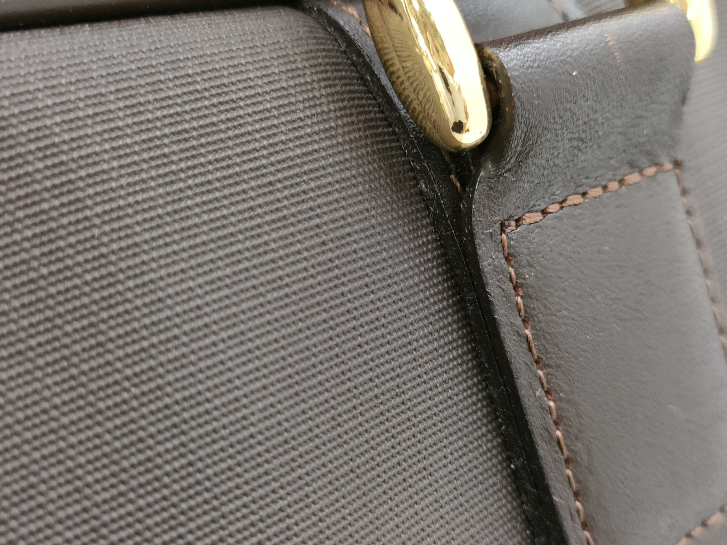 BURBERRY Leather Boston Bag with Nova Check Interior