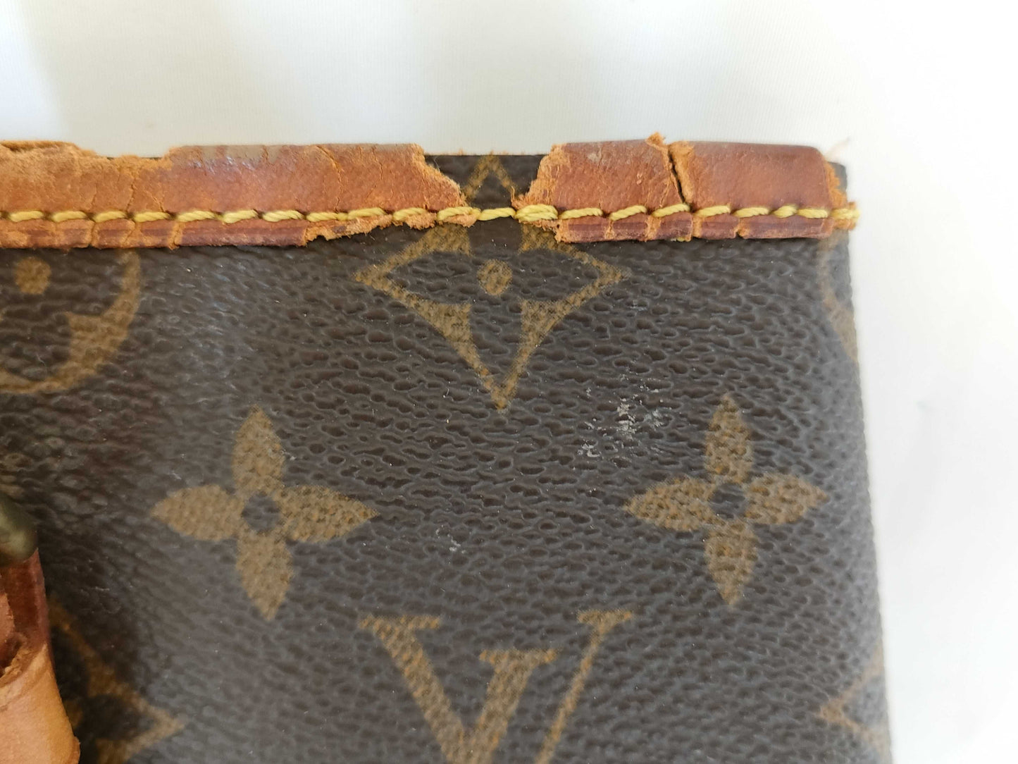 LOUIS VUITTON RFID Unverifiable, Serial Unverifiable, Monogram Bucket Tote Bag, Interior Damaged