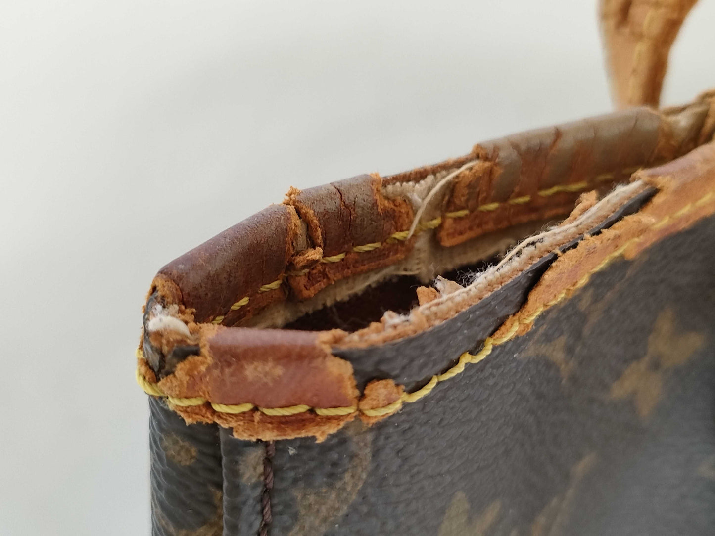 LOUIS VUITTON RFID Unverifiable, Serial Unverifiable, Monogram Bucket Tote Bag, Interior Damaged