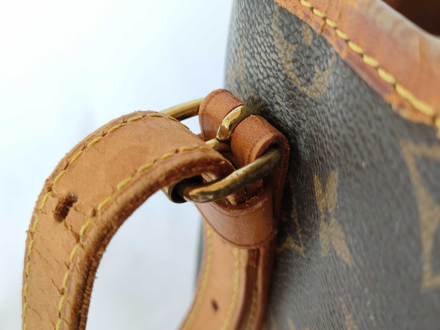 LOUIS VUITTON RFID Unverifiable, Serial Unverifiable, Monogram Bucket Tote Bag, Interior Damaged
