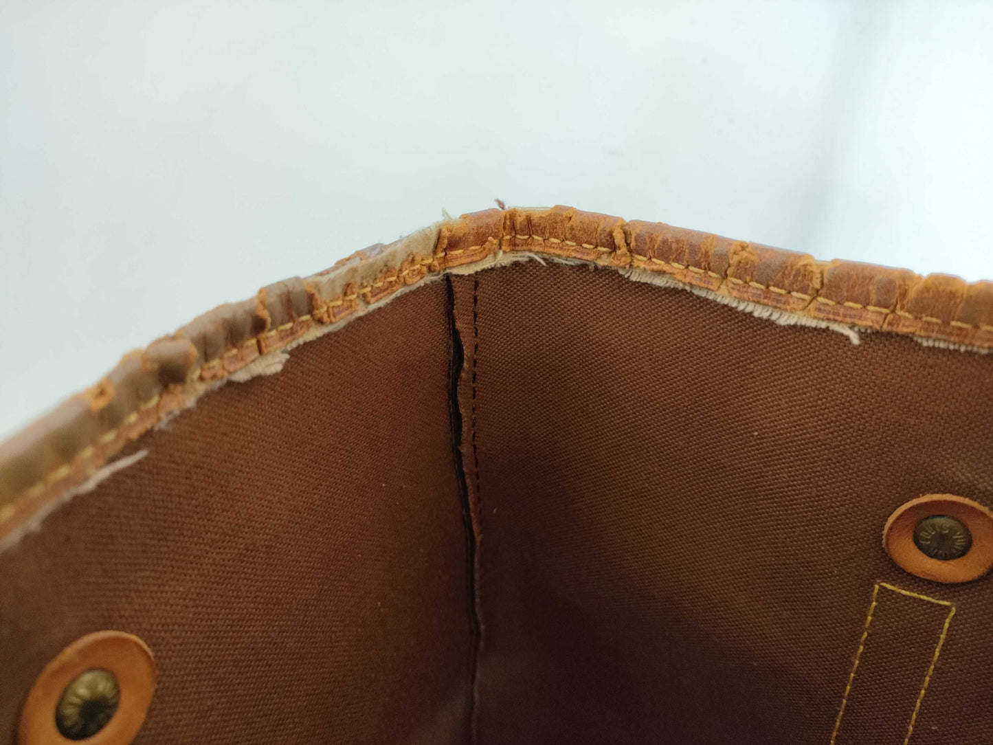 LOUIS VUITTON RFID Unverifiable, Serial Unverifiable, Monogram Bucket Tote Bag, Interior Damaged