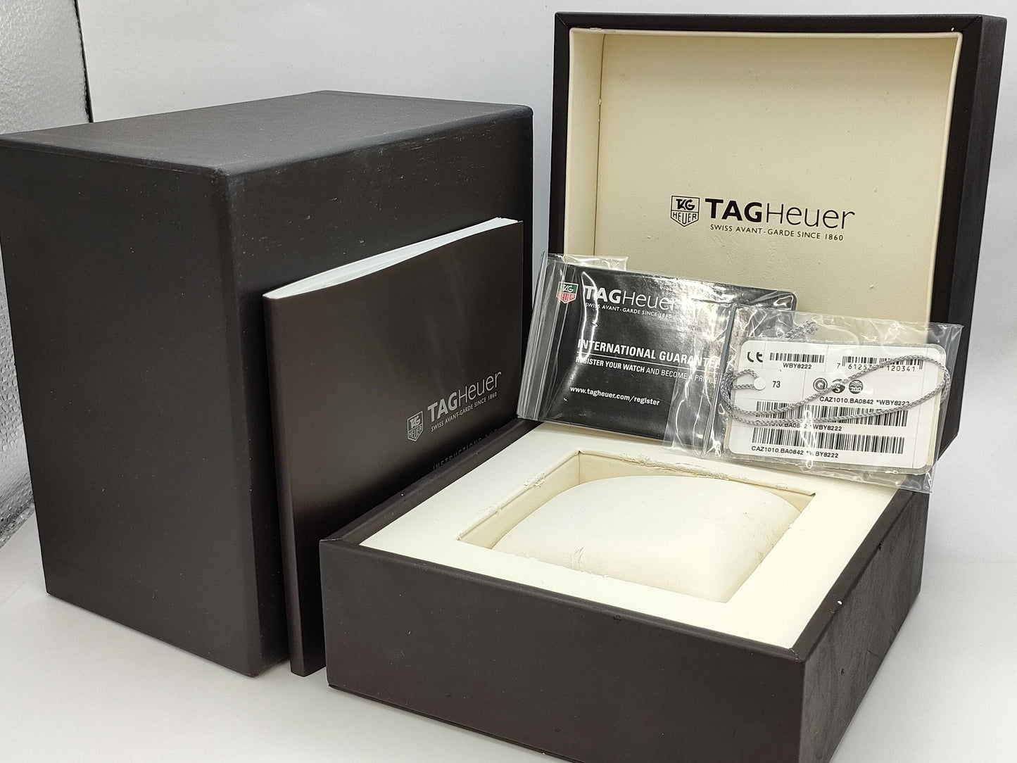 TAG Heuer Formula 1 CAZ1010. BA0842 WBY8222 Quartz Men's Watch