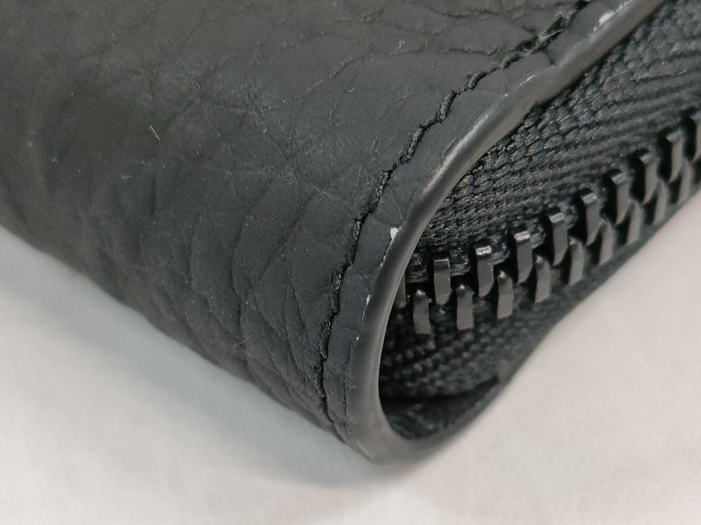 LOUIS VUITTON Monogram M80333/Shadow/Tauillon/Zippy Wallet