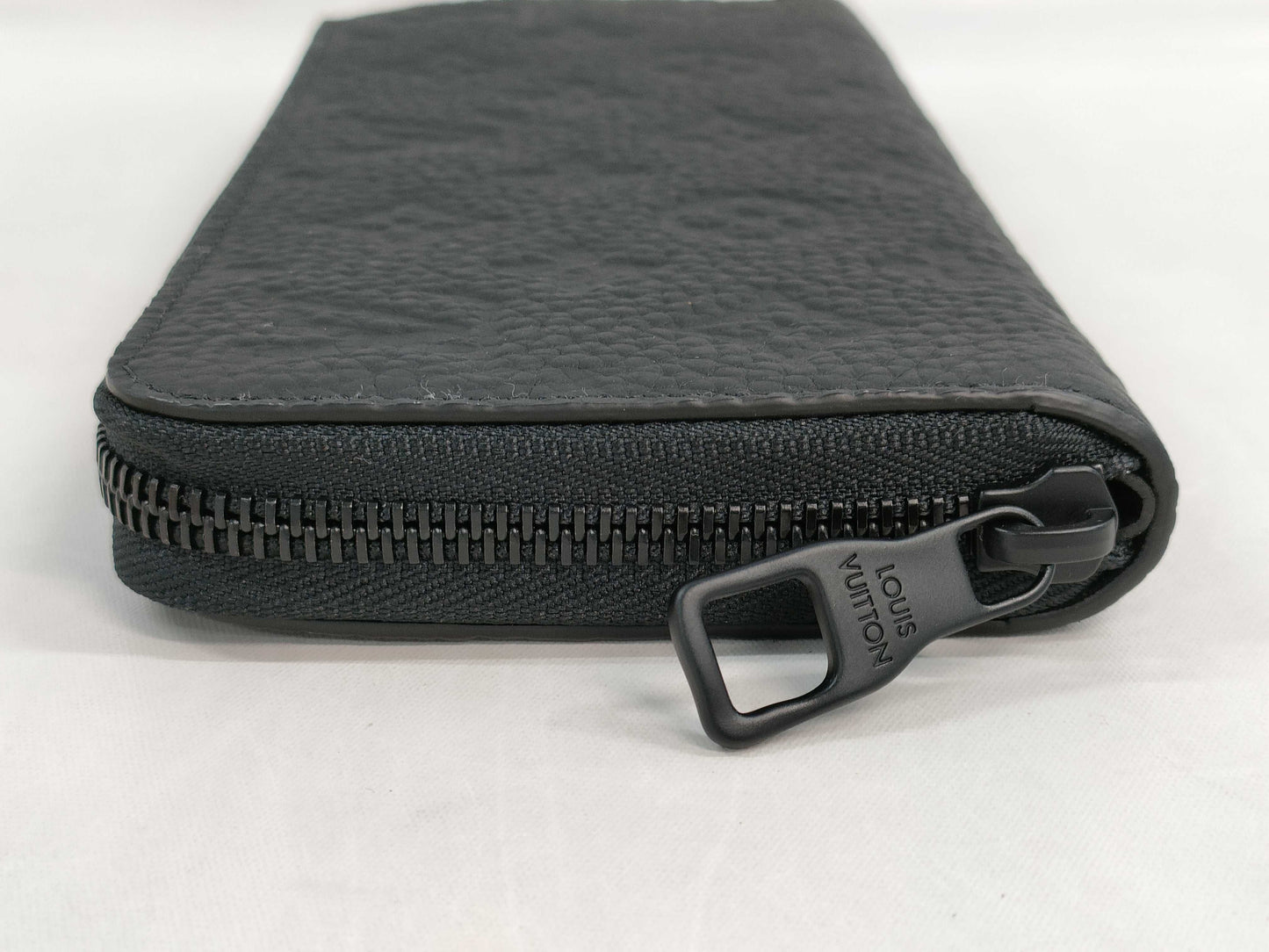 LOUIS VUITTON Monogram M80333/Shadow/Tauillon/Zippy Wallet