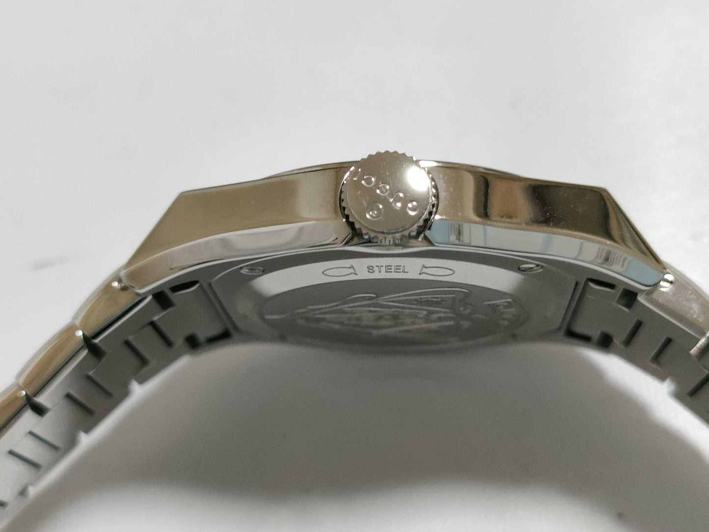 GUCCI Pantheon 115.4 Boys' Watch