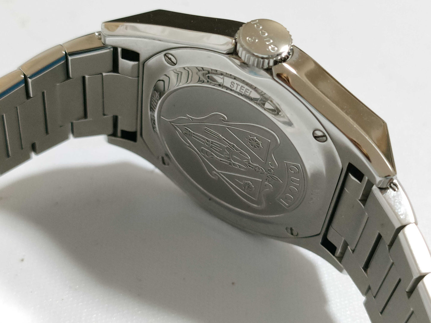 GUCCI Pantheon 115.4 Boys' Watch