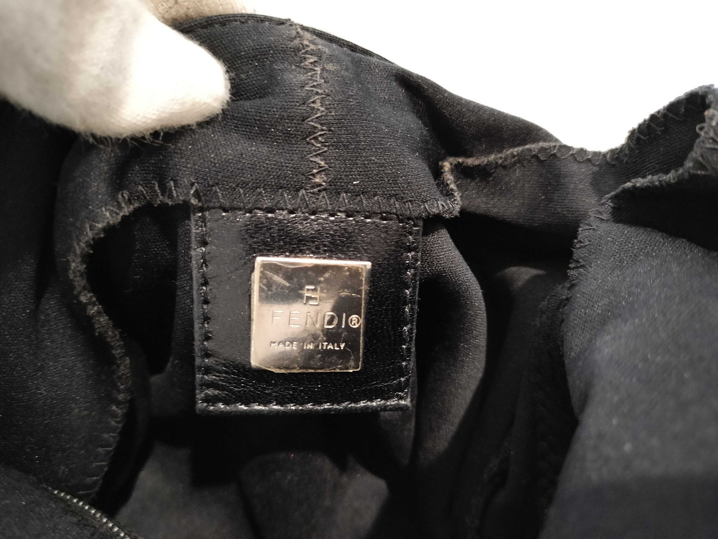 FENDI Mamma One-Shoulder Black Sticky Shoulder Bag