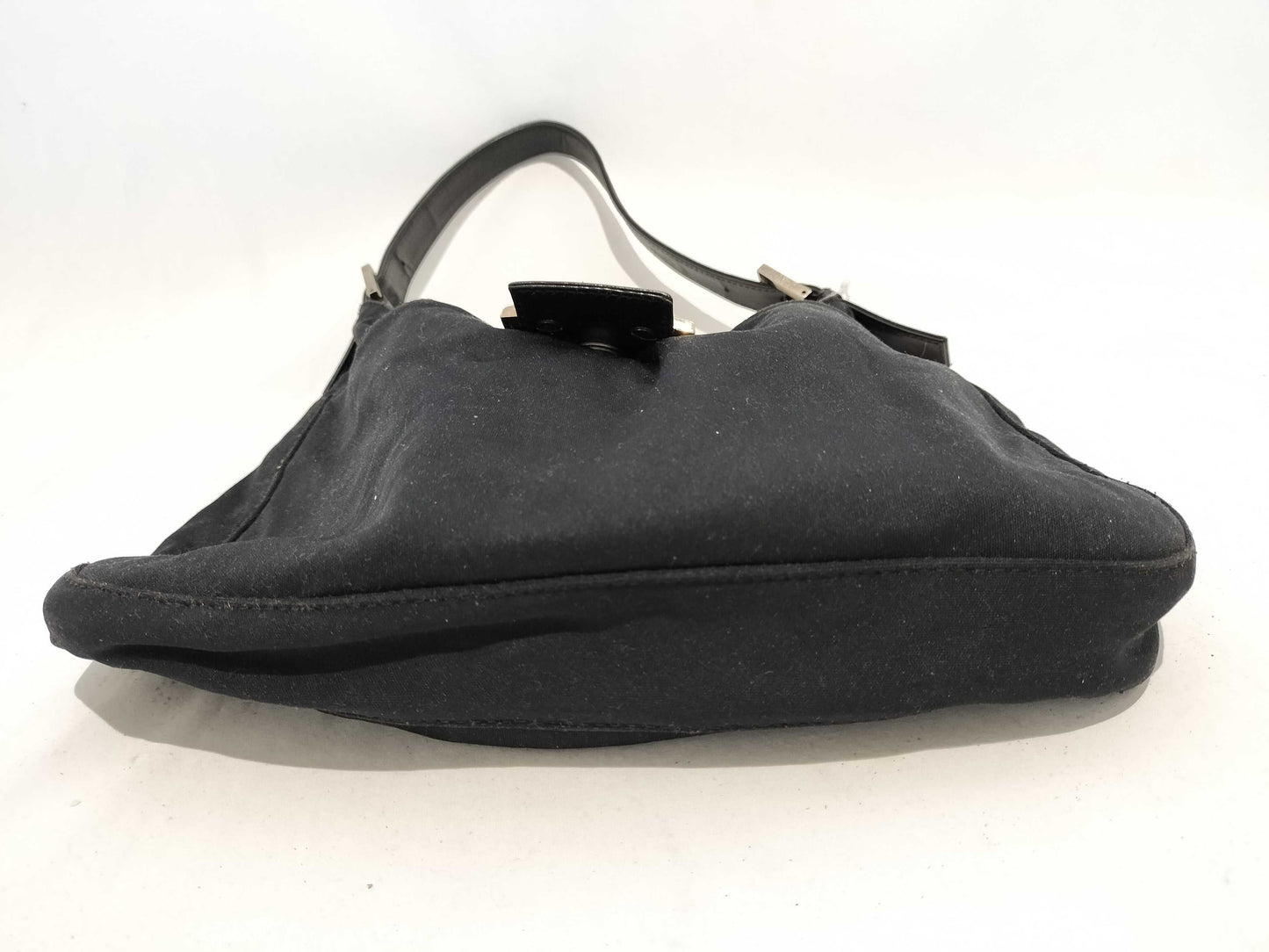 FENDI Mamma One-Shoulder Black Sticky Shoulder Bag