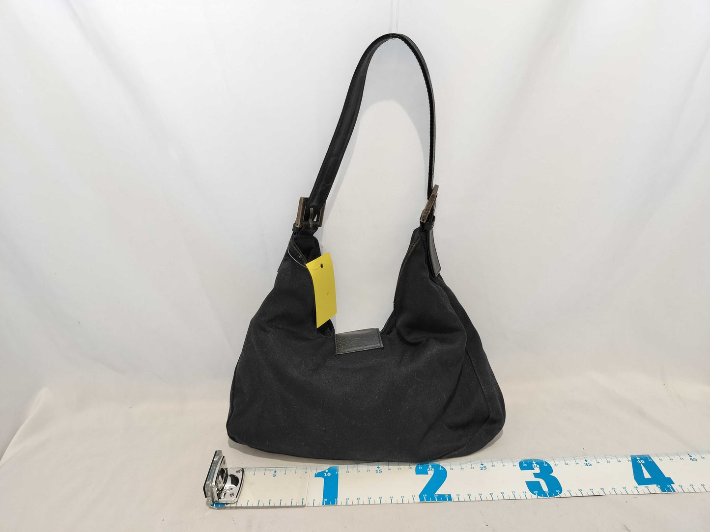 FENDI Mamma One-Shoulder Black Sticky Shoulder Bag