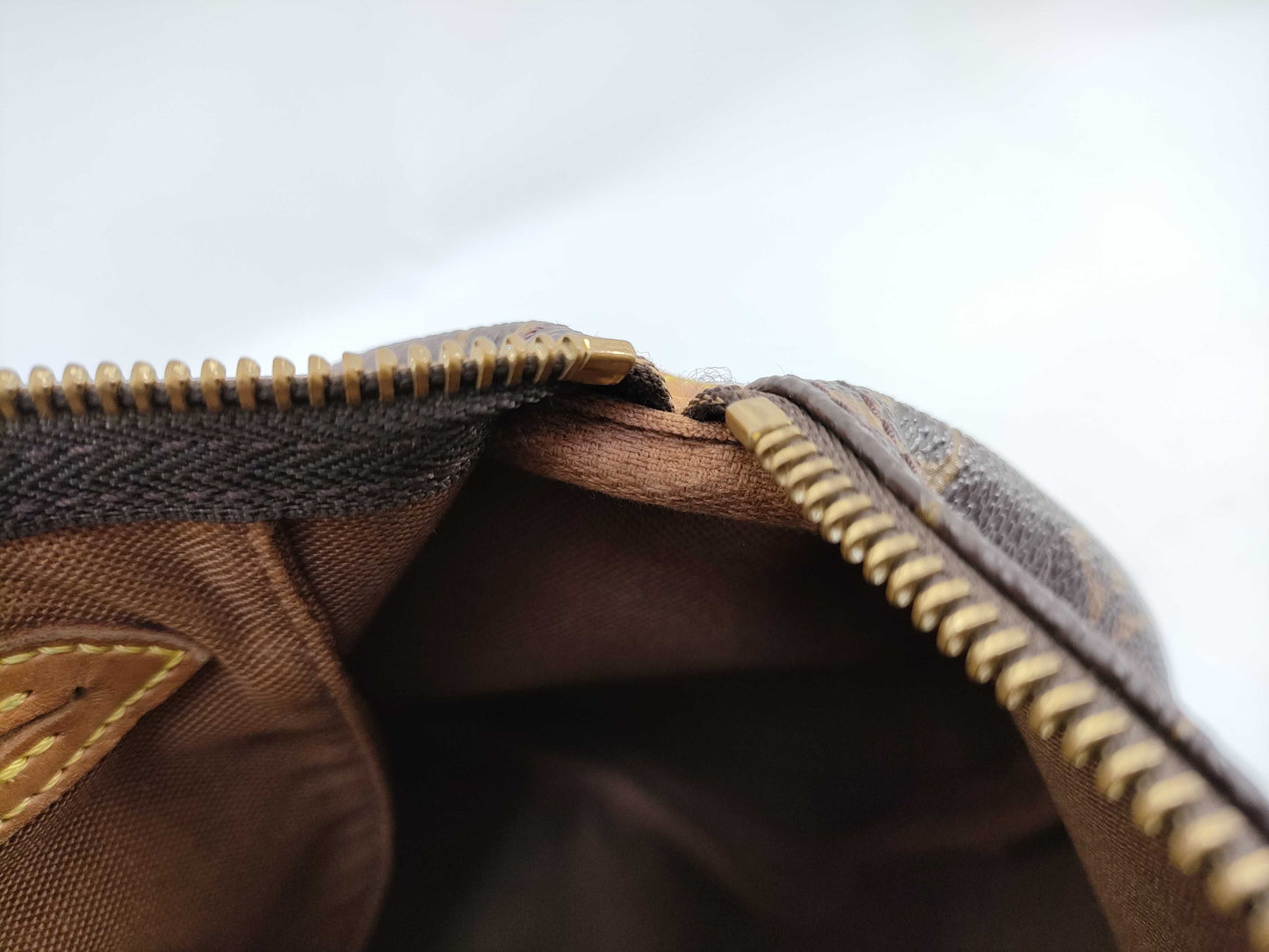 LOUIS VUITTON Monogram M41109 Speedy 25 Handbag