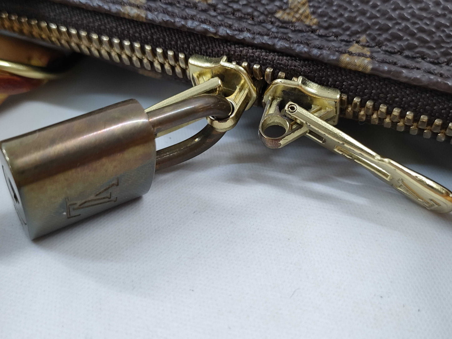 LOUIS VUITTON Monogram Alma M51130 Handbag