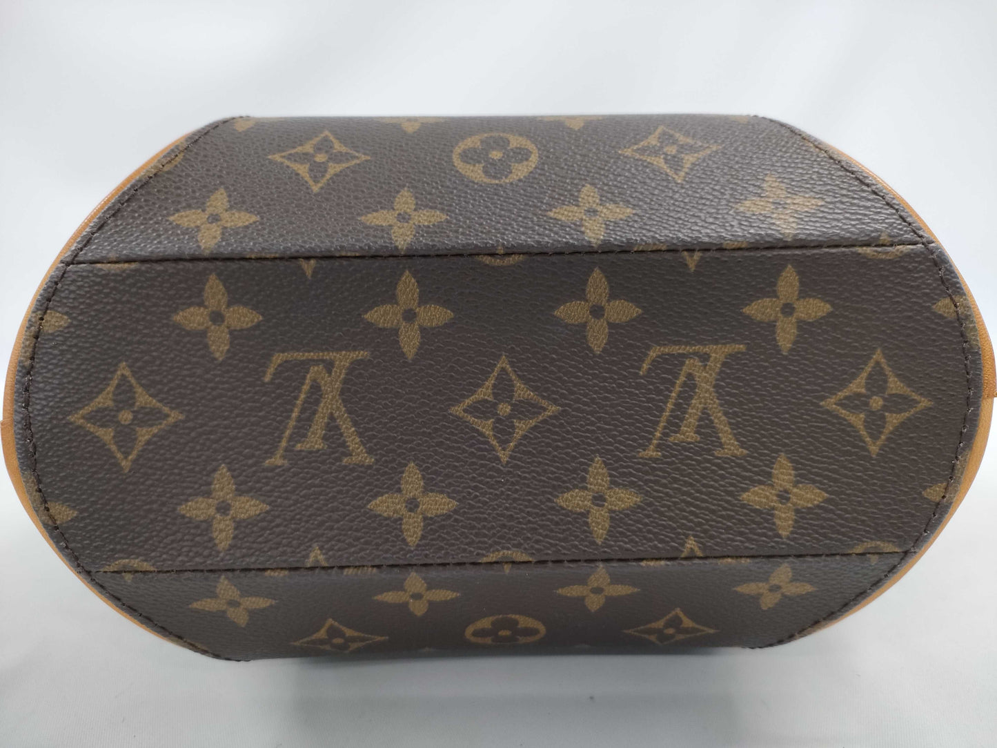 LOUIS VUITTON Monogram M51126 Ellipse MM Handbag