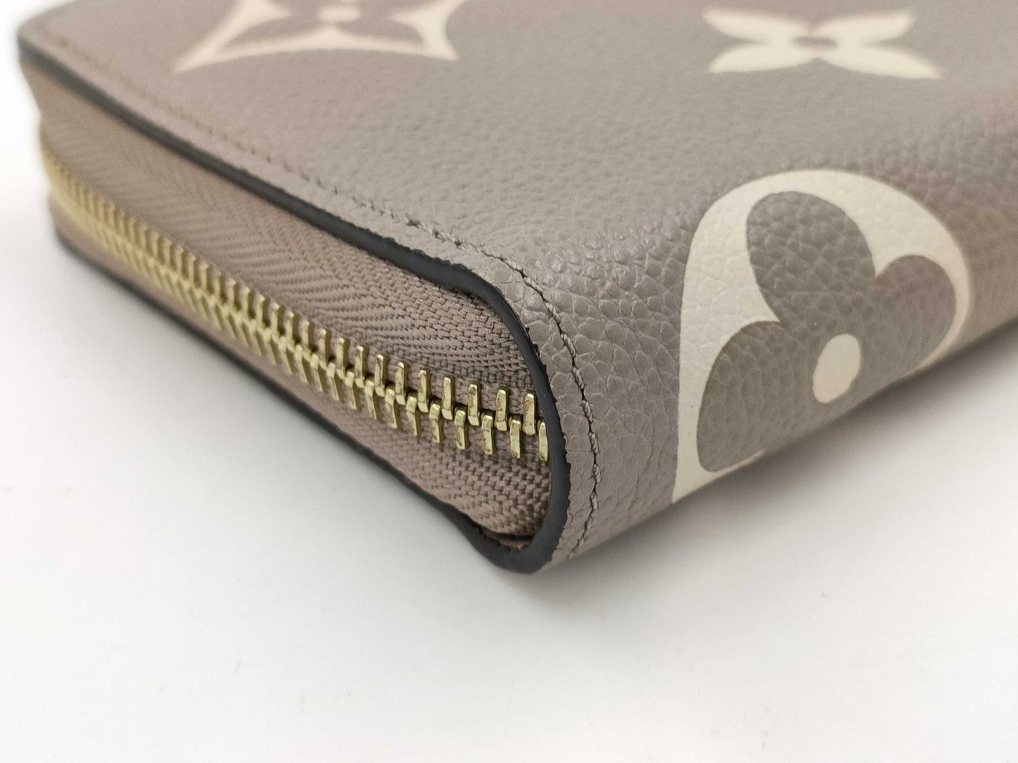 LOUIS VUITTON Monogram Empreinte/Tourterelle Creme Wallet