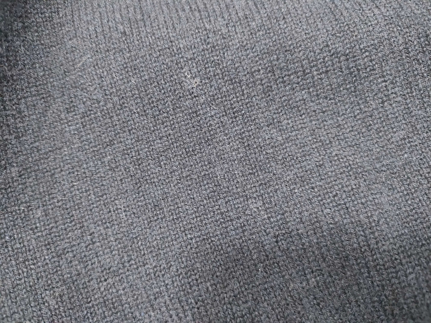 HERMES 100% Cashmere Knit Cardigan