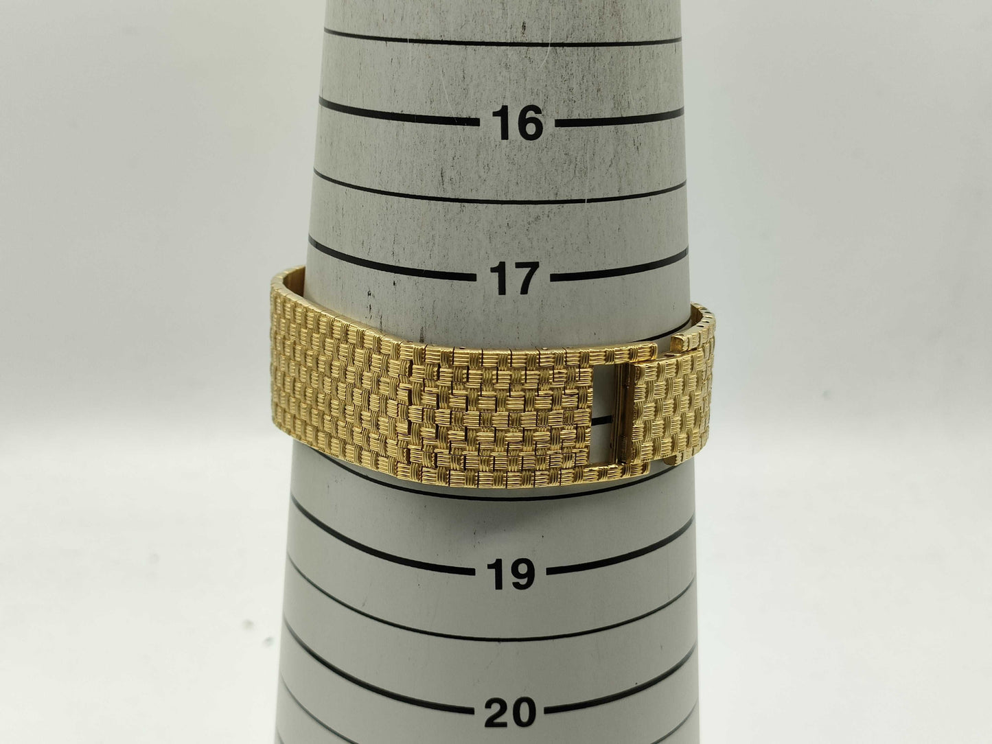 RAYMOND WEIL GENEVE 9058 Women's Watch with Box