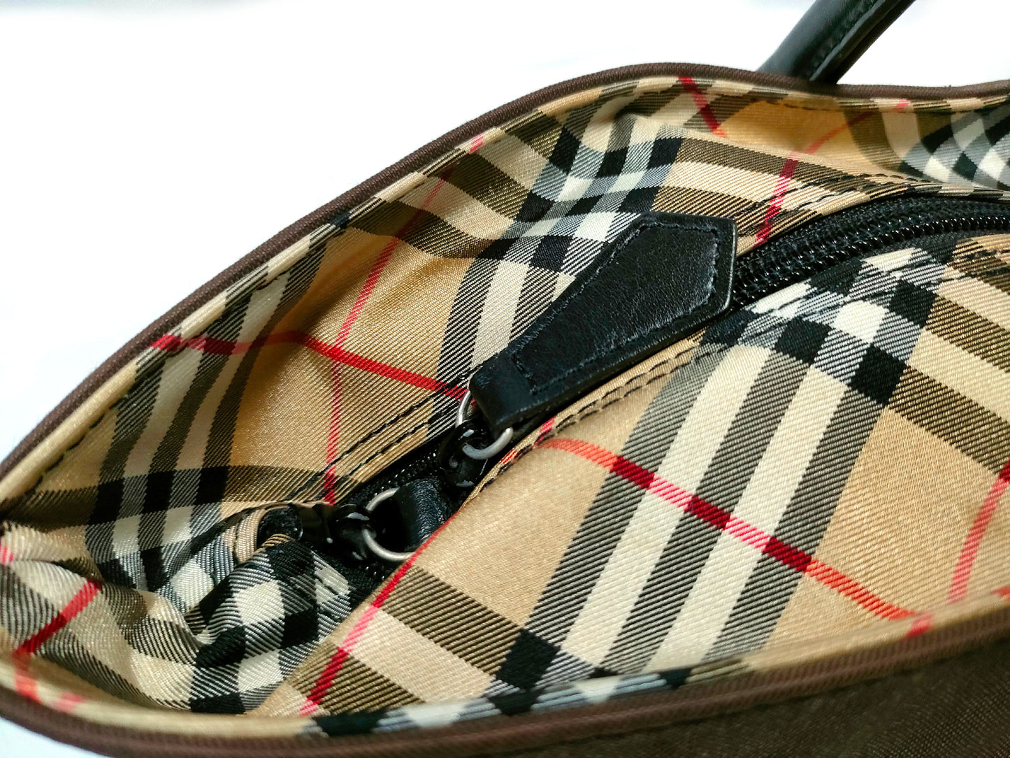 BOTTEGA VENETA Burberry nylon/enamel handbag set